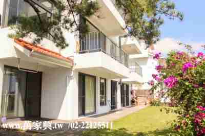 售新北市新店區大台北華城★比佛利Villa★萬家興康橋小學別墅6,888萬