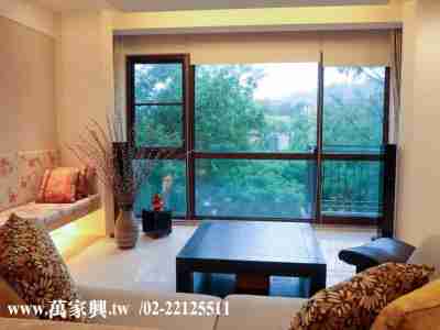 售新北市新店區青山鎮★環湖上疊景觀別墅★萬家興康橋小學別墅5,980萬