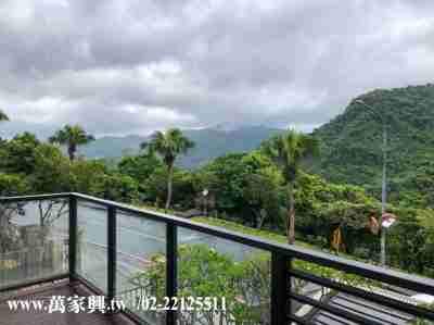 售新北市新店區大台北華城★美麗華城LA山城景觀別墅★edoor萬家興別墅2,650萬