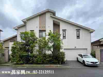 售新北市新店區青山鎮★明園景觀電梯別墅★青山鎮萬家興別墅9,280萬