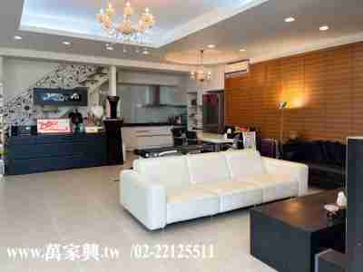 售新北市新店區台北華城★青春別墅★萬家興康橋小學別墅2,000萬