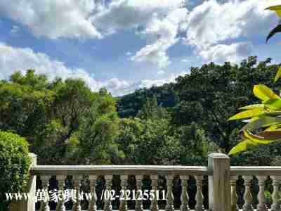 售新北市新店區大台北華城★潤泰華城電梯景觀花園★近青山鎮萬家興別墅2,360萬